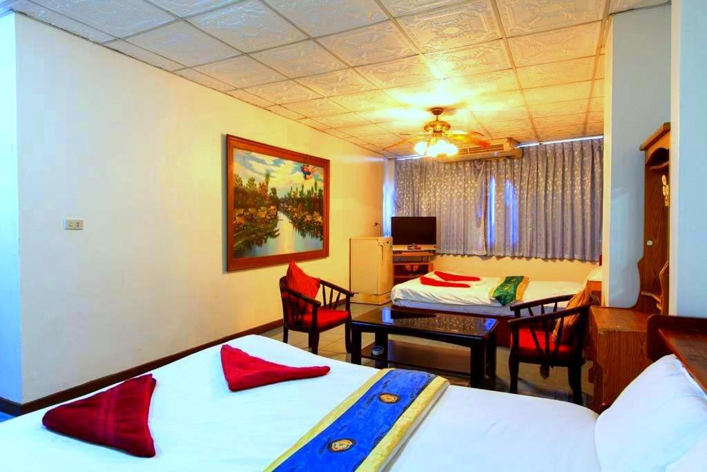 Walking Street Encore Hotel Pattaya Luaran gambar