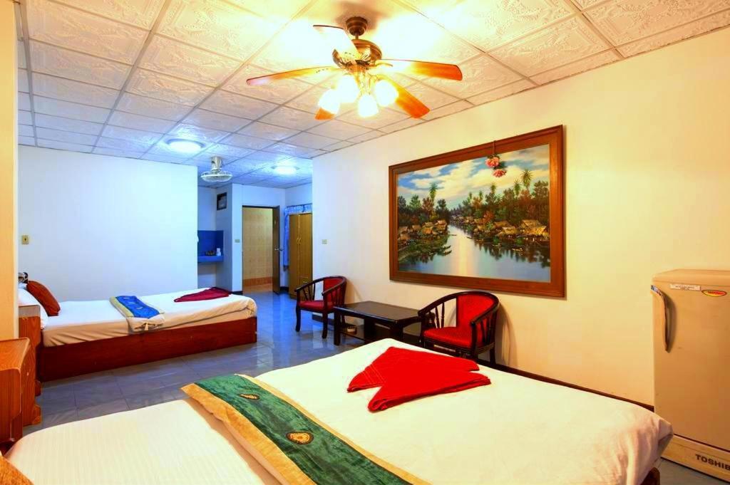 Walking Street Encore Hotel Pattaya Luaran gambar